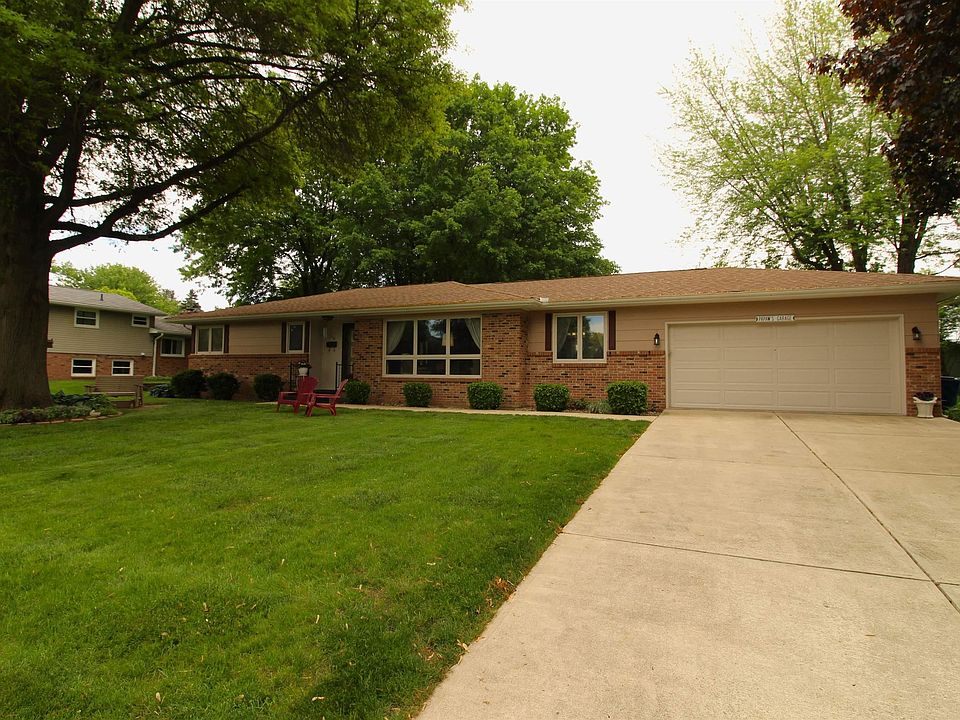 216 Walnut Dr, Gas City, IN 46933 Zillow