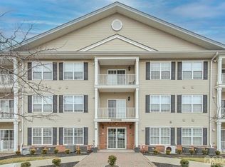 19 Liddle Ave, Edison, NJ 08837