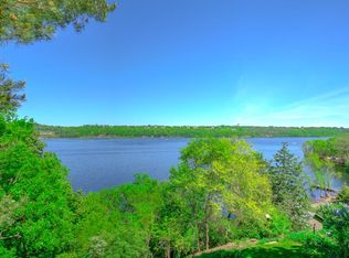 501 Quixote Ave N, Lakeland, MN 55043
