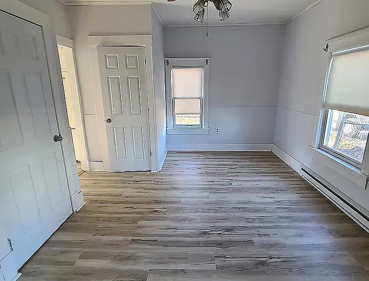 26 Clinton St #O — Photo 2