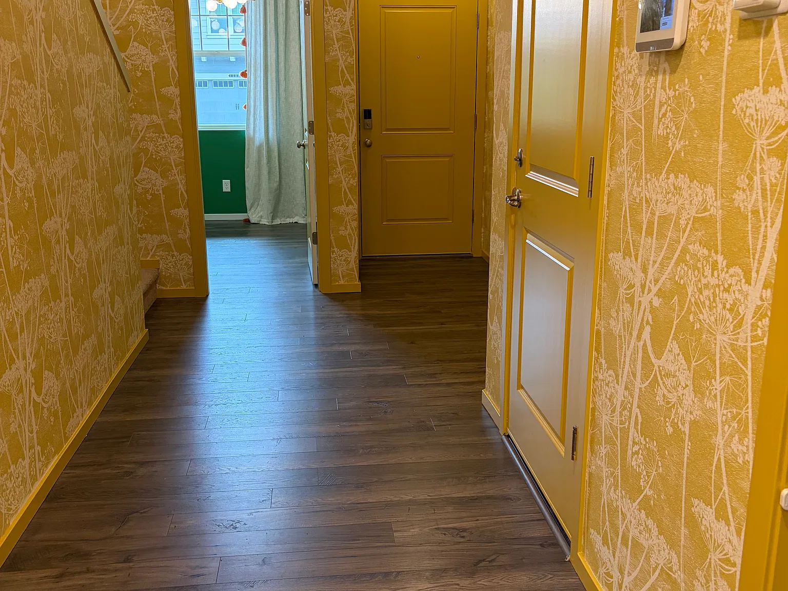 4 bed, 1917 sqft, $3,000 — Photo 2