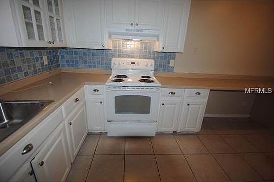 4th image of 2049 Ronald Cir