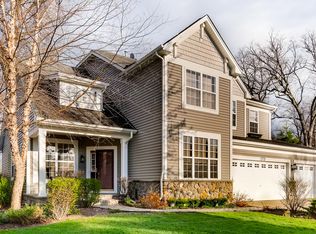 275 S Westminister Ct, Round Lake, IL 60073