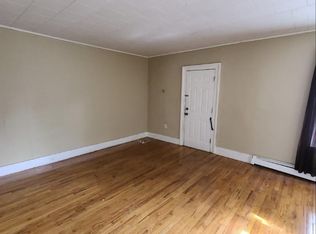 19 Wickham Ave APT 2, Middletown, NY 10940