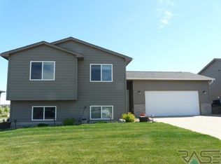 4905 W Aruba St, Sioux Falls, SD 57107