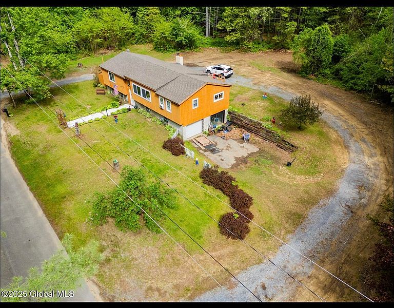 5th image of 11 Dean Drive