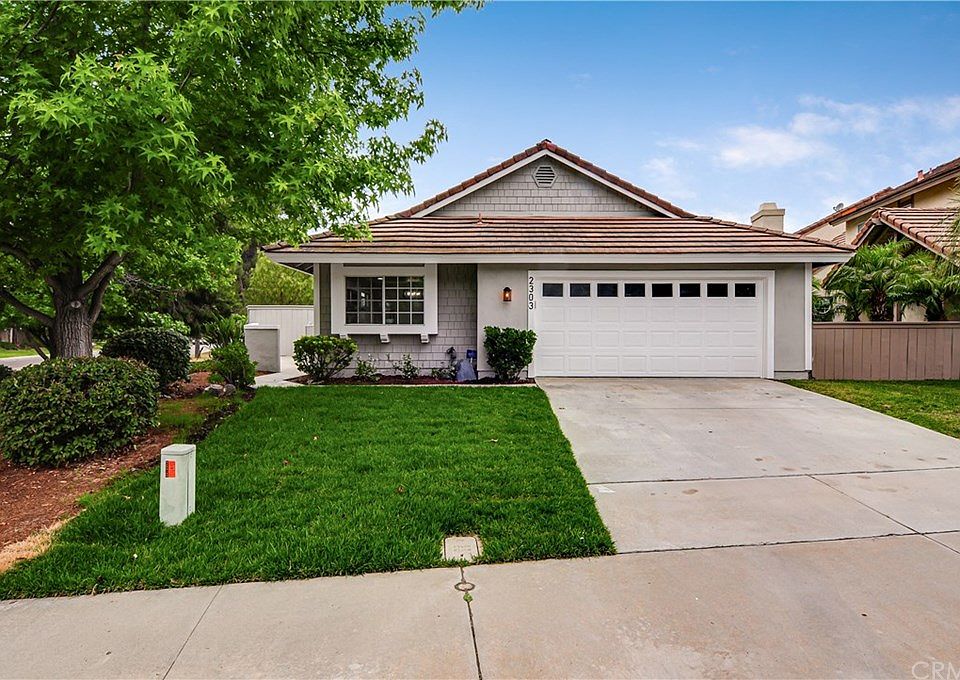 1st image of 2303 Briarwood Pl