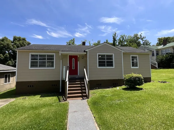 4395 Deering St, Marianna, FL 32446