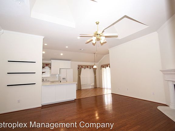 5th image of 5909 Starboardway Dr
