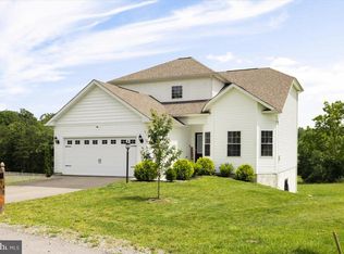45 Niagara Ct, Falling Waters, WV 25419