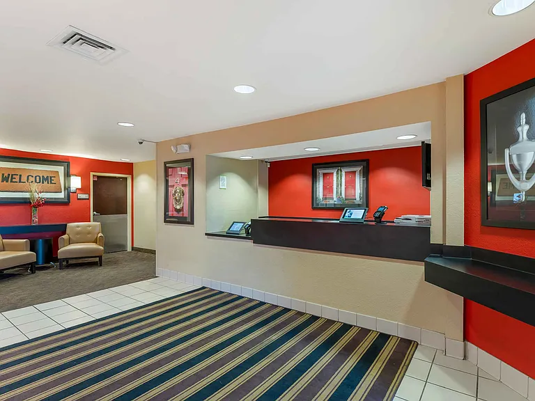 Lobby and Guest Check-in