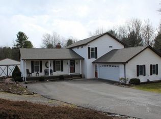 756 Pollard Hill Rd, Johnson City, NY 13790