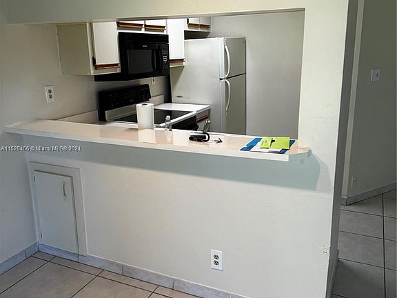5th image of 14004 SW 91st Ter #14004