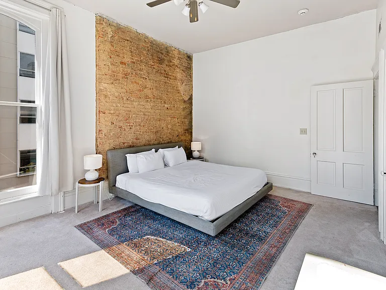 566 S 4th St #312 — Photo 17