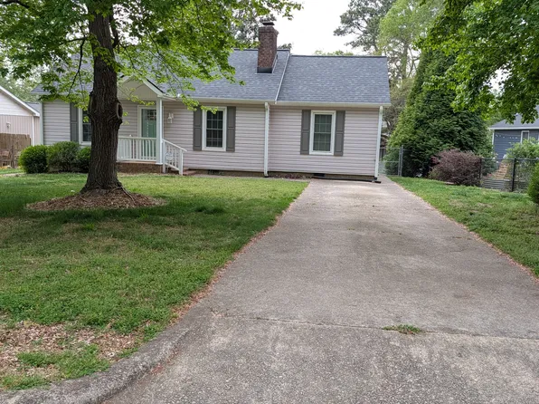 102 Briarcliff St, Apex, NC 27502