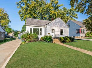 1819 Iowa St, Cedar Falls, IA 50613