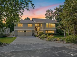 13636 SE 7th St, Bellevue, WA 98005