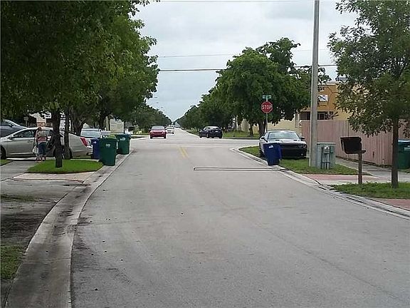 4th image of 4602 NW 165th St