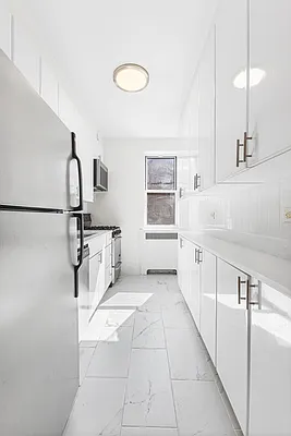 Rented by Douglas Elliman | media 4