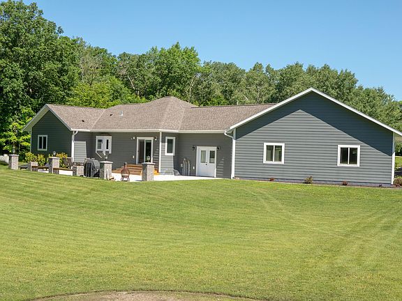 3rd image of 33038 Jensen Ln