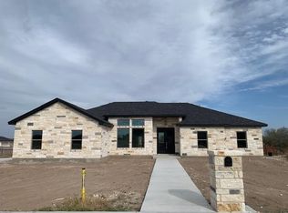 405 Rolling Ridge Dr, Del Rio, TX 78840