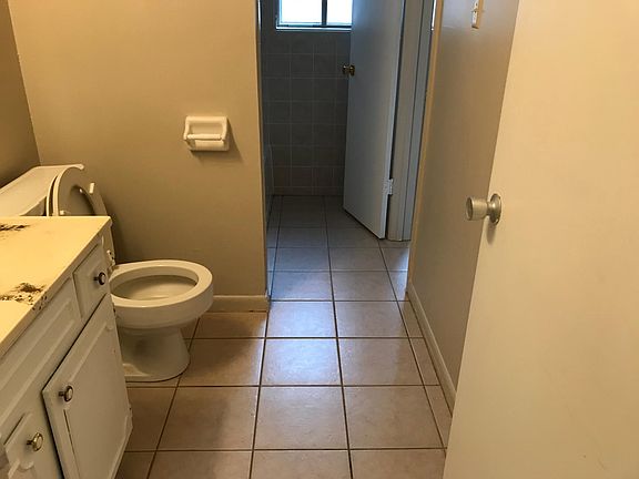 5th image of 3434 Zillah St