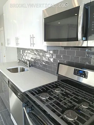 Rented by Brooklyn Vertical Inc. | media 11