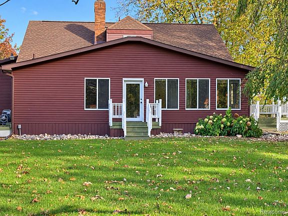 4th image of 7249 Hackett Rd