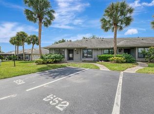 952 N Beneva Rd #V-23, Sarasota, FL 34232