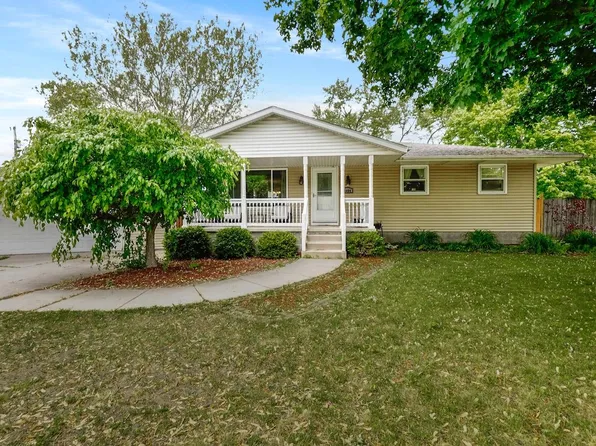 5404 W 78th Ln, Schererville, IN 46375