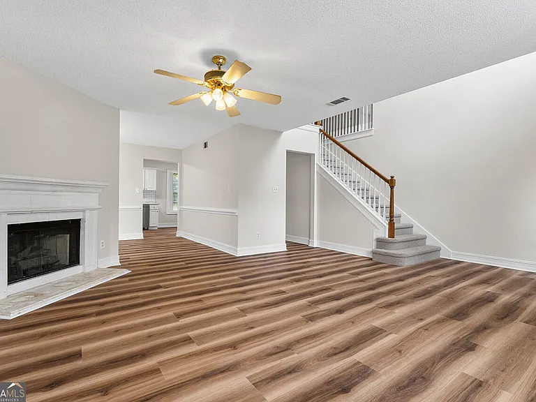 116 Summer Leigh Dr — Photo 15