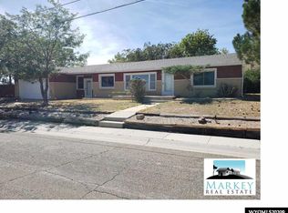 1518 Colorado St, Rawlins, WY 82301