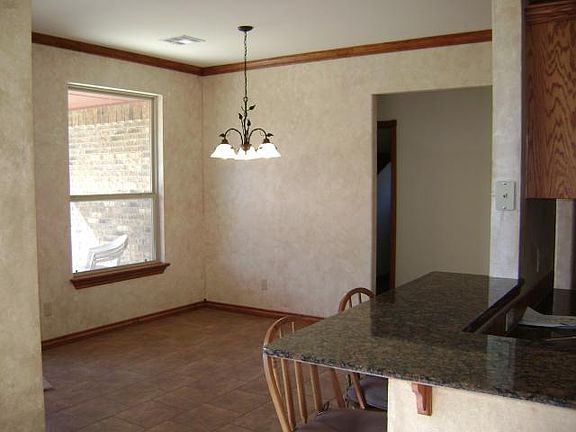 4th image of 6201 Bentley Dr