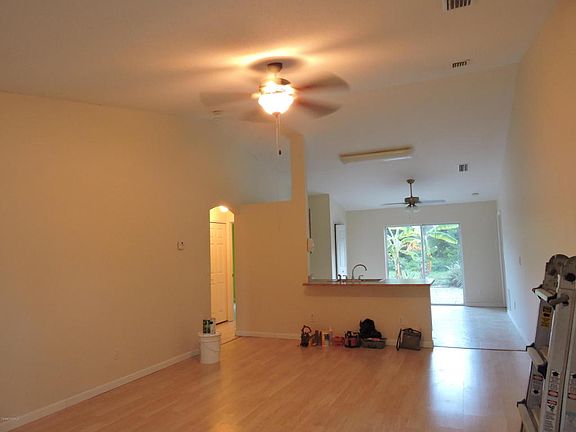 5th image of 2775 Somerset Ave SE