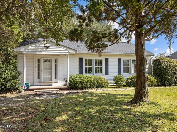 303 Florida Avenue, Morehead City, NC 28557