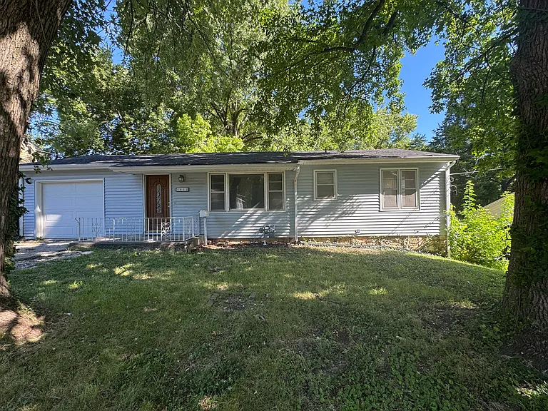 4812 Cleveland Ave — Photo 1