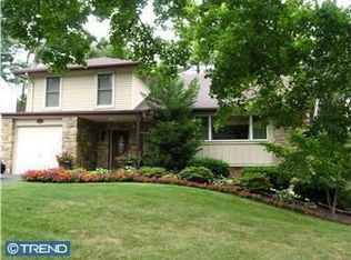 515 Davis Rd, Cheltenham, PA 19012