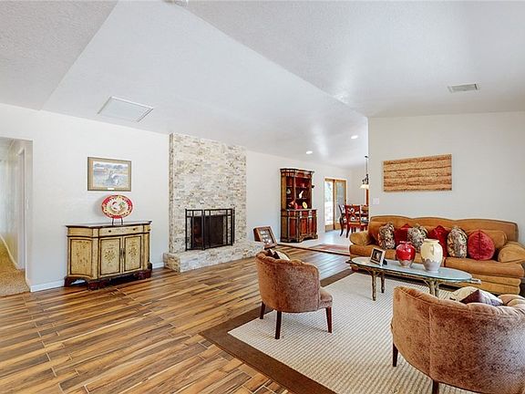 2nd image of 4550 W Avenue V