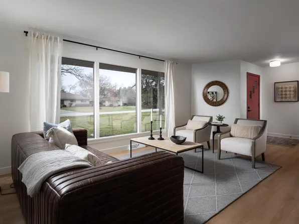 4085 Brook LANE, Brookfield, WI 53005