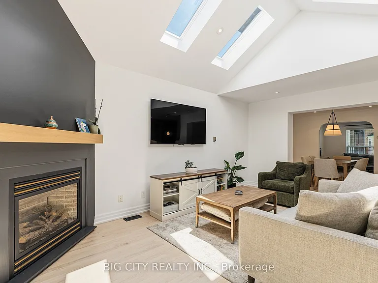 104 Donlea Dr — Photo 13