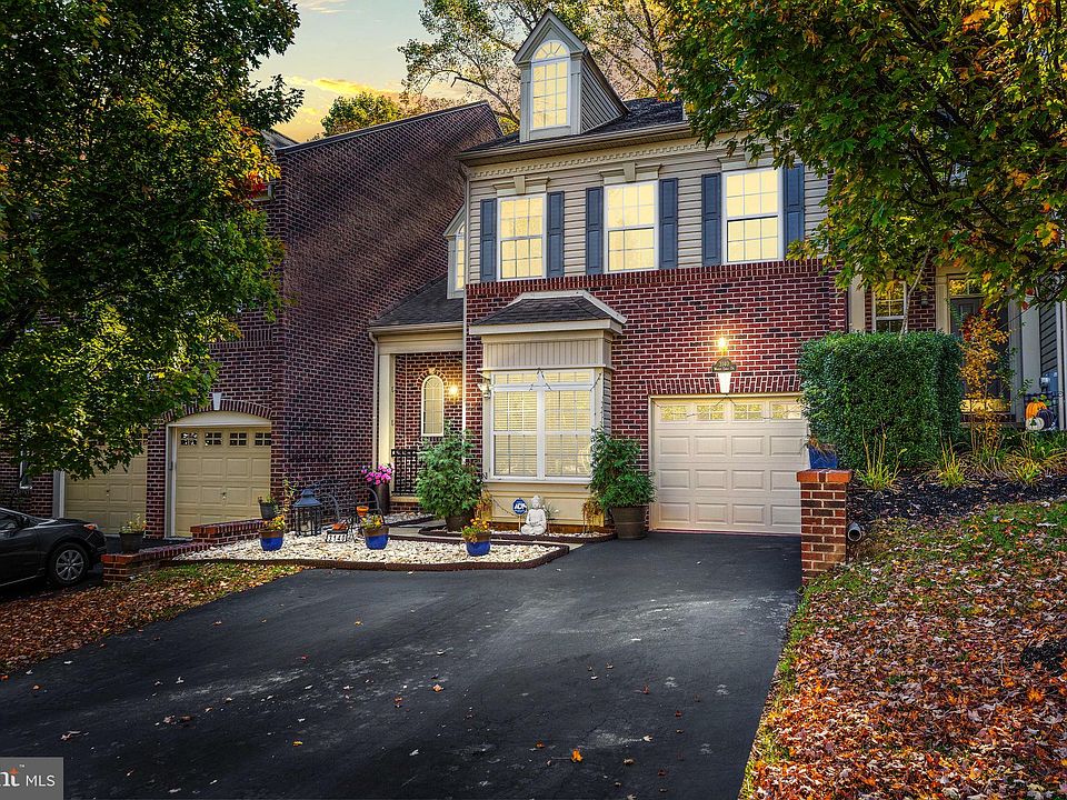 1st image of 3140 Woods Edge Dr