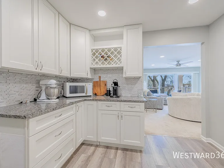 5601 Carriage Way Dr #202B — Photo 10