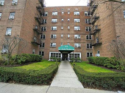 75-02 Austin Street #3A, Queens, NY, 11375