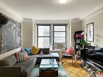 Rented by Rita S Citrin, LREB