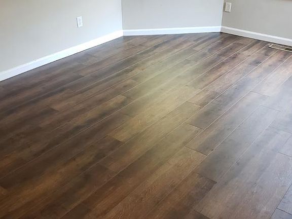 3rd image of 4250 Chestnut Lake Ave