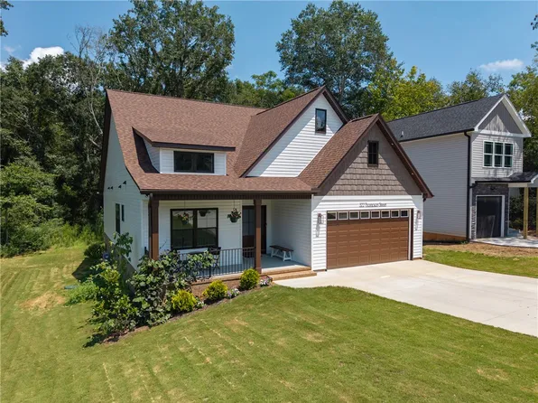 322 Thompson St, Pendleton, SC 29670