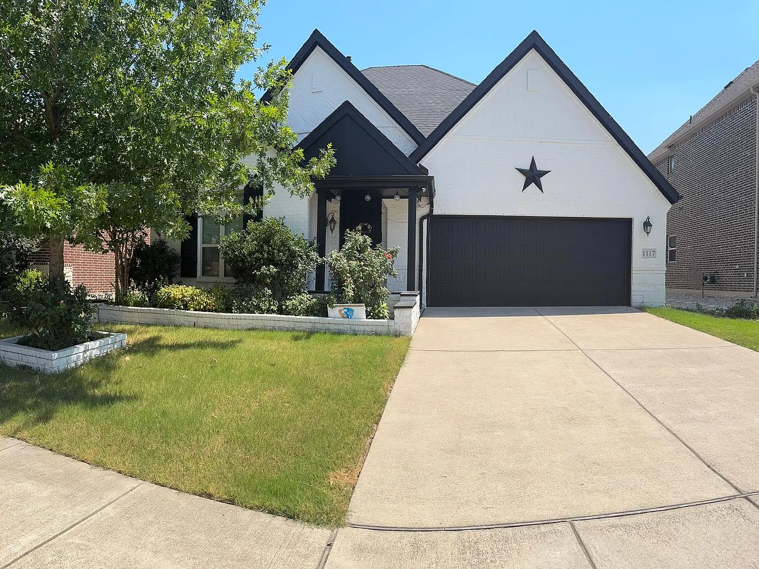 1117 Horsetail Dr — Photo 1