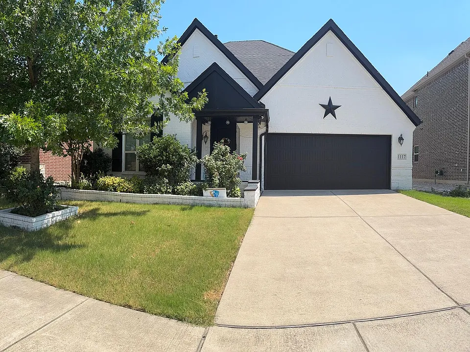 1117 Horsetail Dr