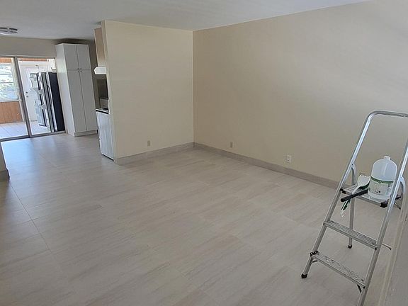 4th image of 1506 NE 4th St