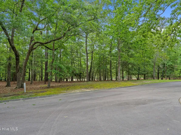 3525 Fairway Crest Drive SW, Shallotte, NC 28470